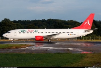 Итальянский лоукостер пересадил украинских пассажиров на 28-летний самолет и задерживает рейсы