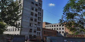 Из недостроя на ул.Дзержинского Казакова хочет сделать современный диагностический центр