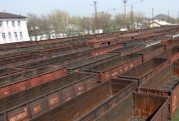 "Укрзализныця" получила право устанавливать рыночные тарифы на пользование грузовыми вагонами