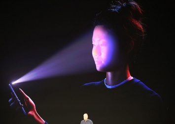 В Китае обвинили Apple в расизме из-за проблем с функцией Face ID