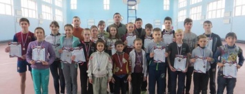 В Енакиево прошло открытое личное первенство ДЮСШ отдела образования по легкоатлетическому многоборью