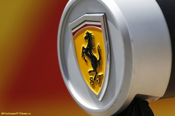 Мотористы Ferrari столкнулись с проблемой надежности