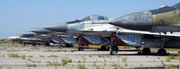 Одесские военные открестились от загадочного пожара на Школьном аэродроме