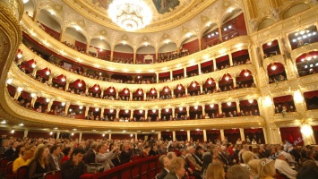 Одесситов приглашают на Рождественский фестиваль в оперу
