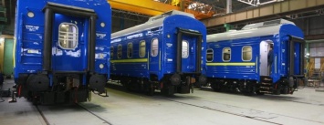 За последние два года КВСЗ построил для Укрзализницы 59 пассажирских вагонов (ФОТО)