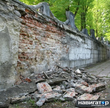 Российские регионы призвали скинуться на ремонт памятников во Львове