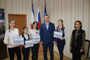 Победители предметных олимпиад и ученических конкурсов Красноперекопска получили стипендии