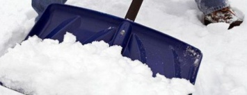 Коммунальщикам советуют подготовиться к снегопадам, а сумчанам - жаловаться на неочищенные дороги и тротуары