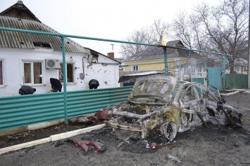 ВСУ из тяжелого оружия обстреляли город в Донбассе