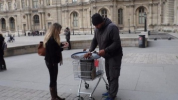 Грязь, бандиты и нищета - впечатления жительницы Запорожья от поездке в Париж (ФОТО)