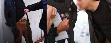 Ккриворожанин в окровавленной одежде открыл стрельбу в центре города (ФОТО)