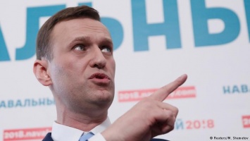 Навальный требует наказать вице-премьера Приходько