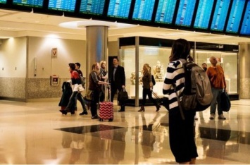 Массовая депортация: украинцев развернули назад прямо в аэропорту Израиля