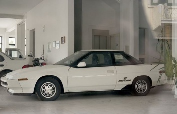 Клад на Мальте: обнаружен забытый всеми автомобильный салон Subaru с машинами из 90-х