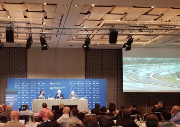 FIA провела семинары для директоров гонок и стюардов