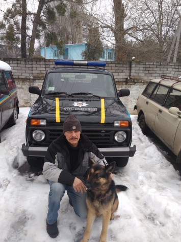 На Днепропетровщине служебный пес Север нашел труп по запаху одежды