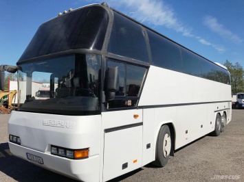 Пассажир автобуса "Херсон - Москва" пытался подкупить пограничников