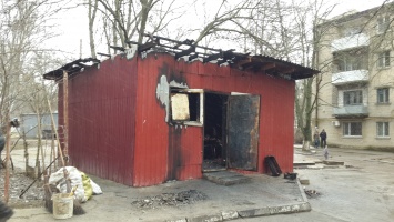 Сгоревший в центре Херсона овощной ларек - поджог или не выключенный обогреватель