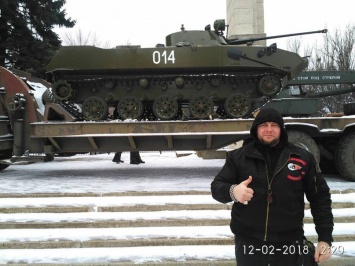 В Луганске восстановили памятник десантникам (Фото)