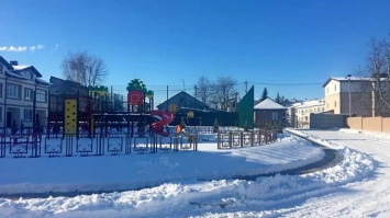 В Борисполе пьяная мать выгнала трехлетнего ребенка на мороз