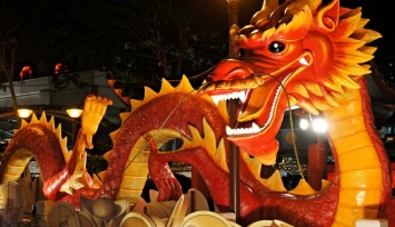 Харьковчане смогут сфотографироваться с 14-метровым китайским драконом и львом