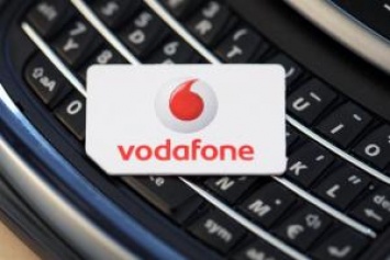Новый удар по Vodafone в Луганске: чиновникам запрещают пользоваться украинской связью