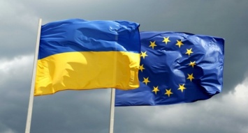 В Евросоюзе пояснили возможную отмену безвиза с Украиной