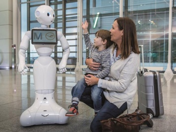 В мюнхенском аэропорту появился робот