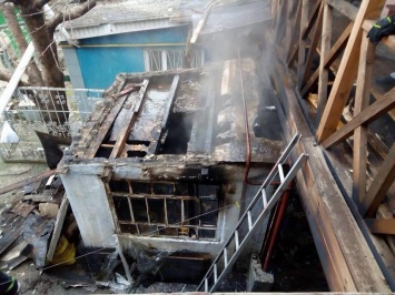 В Николаеве возник пожар в жилкопе, эвакуировали четыре человека