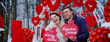 В День Влюбленных в Кривом Роге поженились и помолвились 60 пар