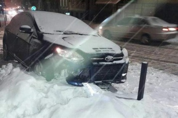 Пьяный водитель устроил четыре аварии во Львове