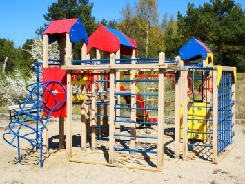 В Херсоне не будут делать детские площадки из-за недостатка денег