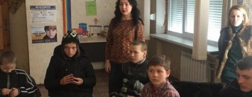 В Мирнограде для детей из семей, оказавшихся в сложных жизненных обстоятельствах провели информационный час