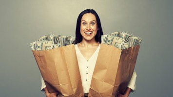 Ученые узнали, сколько денег нужно для счастья