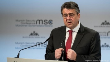 Глава МИД ФРГ назвал условие поэтапной отмены санкций против Москвы