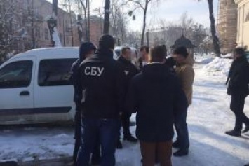 В Черновицкой области на взятке попался помощник судьи