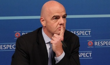 ФИФА планирует реформировать трансферный рынок