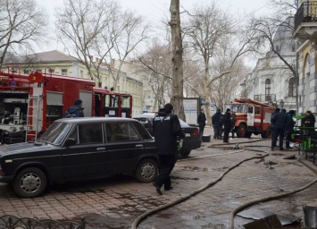 «Горячая» Одесса: очередной пожар в кафе на Дерибасовской