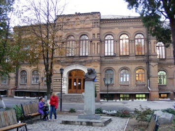 Запорожский университет попал в топ самых популярных мест для селфи