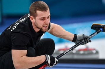 Подозреваемый в употреблении допинга российский керлингист покинул Олимпийскую деревню