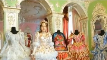 Фата из золота и часы с бриллиантами: цыгане Закарпатья удивили роскошной свадьбой (видео)