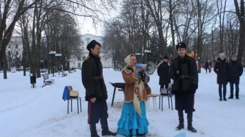 В Луганске на Масленицу возрождали "казачьи традиции" (фото)