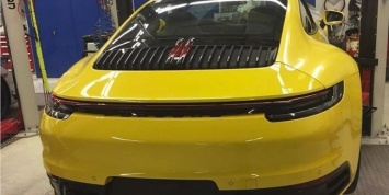 Появилась первая фотографии нового Porsche 911 без камуфляжа