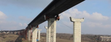 В Запорожье закончили установку основы будущего моста с Бабурки на Хортицу, - ФОТОРЕПОРТАЖ