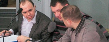 Суд возвратили обвинительный акт по факту вятки бердянским депутатом Виктором Цукановым