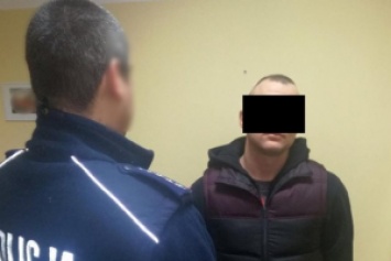 Из-за национальности: В Польше мужчина жестоко избил двоих украинцев