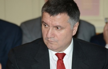 Аваков считает правоохранительные органы не государственными, а своими карманными - нардеп