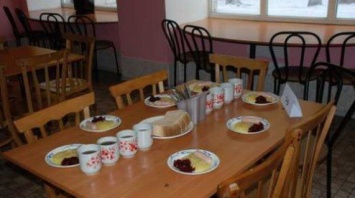 В тендере на организацию питания в николаевских учебных заведениях с третьего захода победил местный КОП