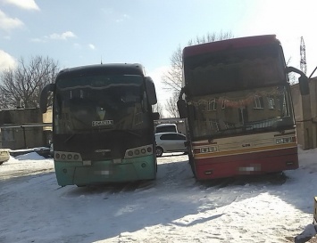 СБУ: Задержаны автобусы, незаконно возившие людей с Донбасса в РФ