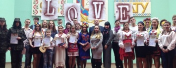 В Каменском состоялся фестиваль украинской песни